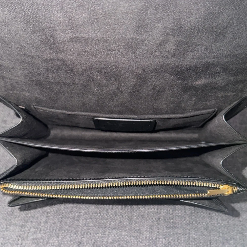 Coach Klare Crossbody with Gold Chain - Picture 4 of 6